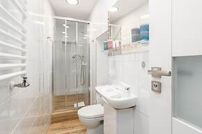 Studio Kasprowicz Park Poznan by Renters