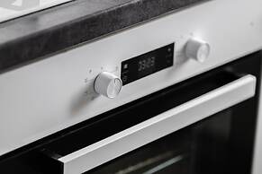 Studio Kasprowicz Park Poznan by Renters