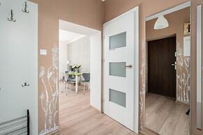 Studio Kasprowicz Park Poznan by Renters