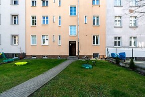 Studio Kasprowicz Park Poznan by Renters