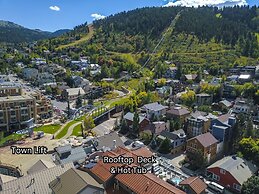 Rio Grande 202 3 Bedroom Condo by RedAwning