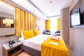 Garden Room Suit Hotel