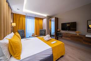 Garden Room Suit Hotel