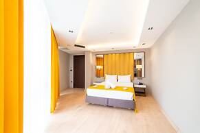 Garden Room Suit Hotel