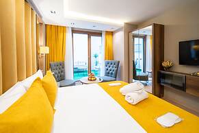 Garden Room Suit Hotel