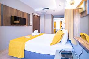 Garden Room Suit Hotel