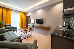 Garden Room Suit Hotel