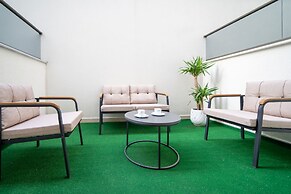 Garden Room Suit Hotel