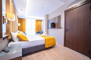 Garden Room Suit Hotel