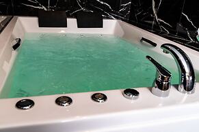 Garden Room Suit Hotel