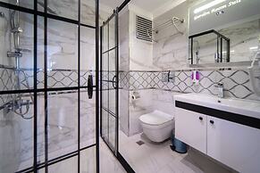 Garden Room Suit Hotel