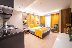 Garden Room Suit Hotel