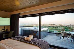 The Londoner Hotel Sliema