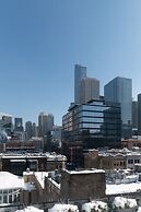 Luxury Apartment With Private Office & Terrace