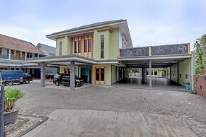 Super OYO 91748 Wisma Pkpri Purworejo