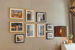 Downtown Excellence Apartment by Vacationy