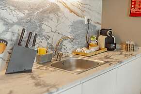 Downtown Excellence Apartment by Vacationy