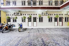 OYO 91795 Kos Jeehel Syariah