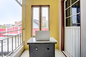 OYO 91795 Kos Jeehel Syariah