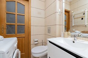 Gdańsk Old Town Apartment by Renters
