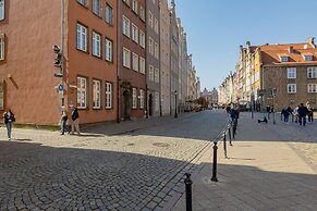 Gdańsk Old Town Apartment by Renters