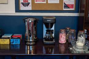 OYO Lord Kitcheners Guest House