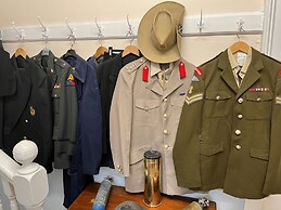 OYO Lord Kitcheners Guest House