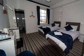 OYO Lord Kitcheners Guest House