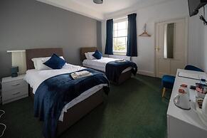 OYO Lord Kitcheners Guest House