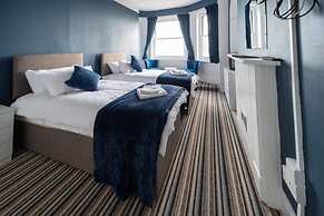 OYO Lord Kitcheners Guest House