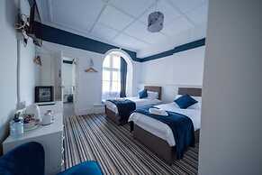 OYO Lord Kitcheners Guest House