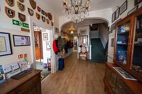 OYO Lord Kitcheners Guest House