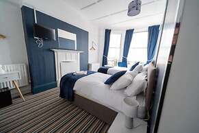 OYO Lord Kitcheners Guest House