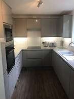 Gardenside, Free Private Parking