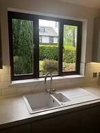 Gardenside, Free Private Parking