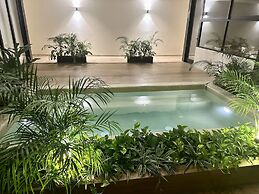 Comfortable Condo Amazing Rooftop