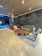 Comfortable Condo Amazing Rooftop