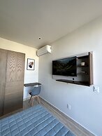 Comfortable Condo Amazing Rooftop