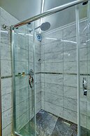 Galatagreenapple Hotel