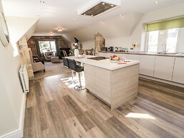 Butterchurn Apartment