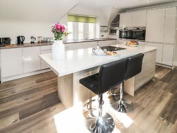 Butterchurn Apartment