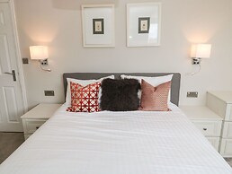 Butterchurn Apartment