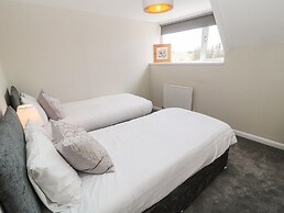 Butterchurn Apartment