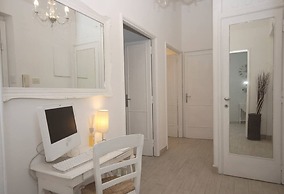 Penthouse Alisa - Penthouse Alisa