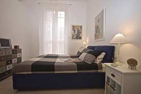 Penthouse Alisa - Penthouse Alisa