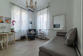 Penthouse Alisa - Penthouse Alisa