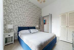 Penthouse Alisa - Penthouse Alisa