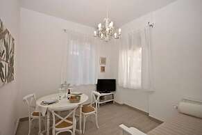 Penthouse Alisa - Penthouse Alisa