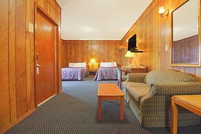 OYO Hotel Waurika OK US-70 near Wichita Falls