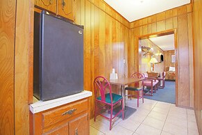 OYO Hotel Waurika OK US-70 near Wichita Falls